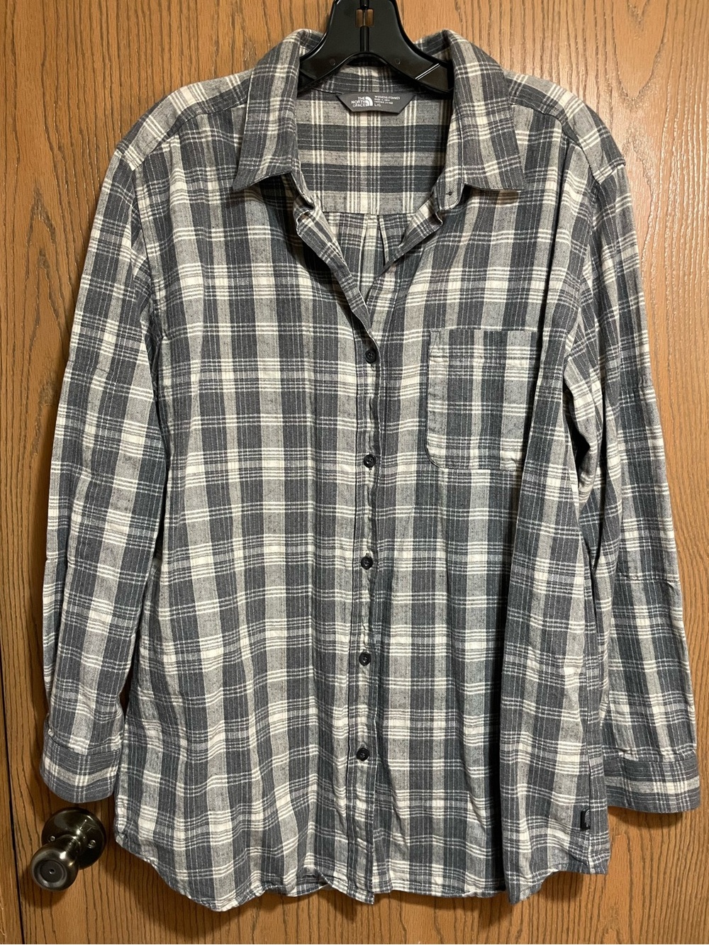 EUC The North Face Green/Gray Plaid Button Down Shirt